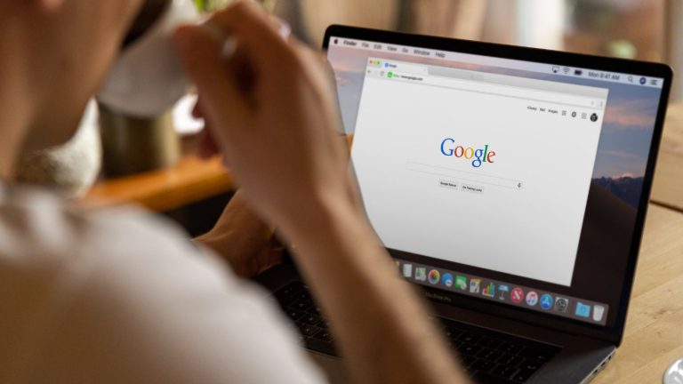 Google a plătit 67 milioane euro pentru conţinut media canadian.