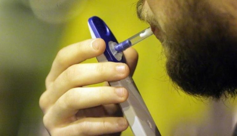 Ieșean judecat pentru condus drogat, scapă nepedepsit.