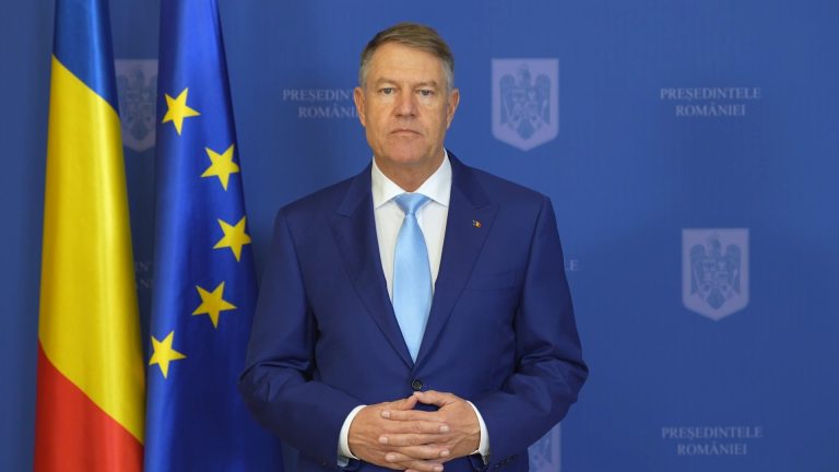 Klaus Iohannis, mesaj de Anul Nou: „Clasa politică trebuie să demonstreze că a învăţat lecţiile anului 2024 şi să răspundă rapid şi concret nevoilor societăţii”
