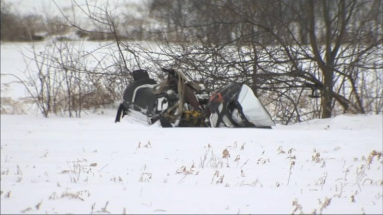 Prahova: Turist străin decedat după ce a sărit cu snowmobilul în albia pârâului Azuga