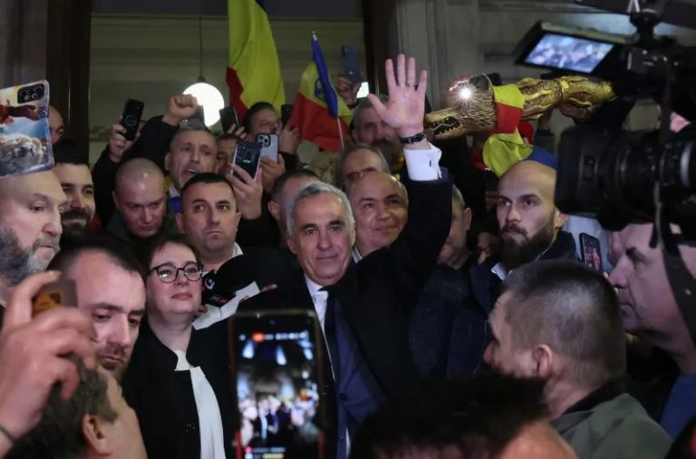 Protest nou al susținătorilor lui Călin Georgescu în prima zi a anului