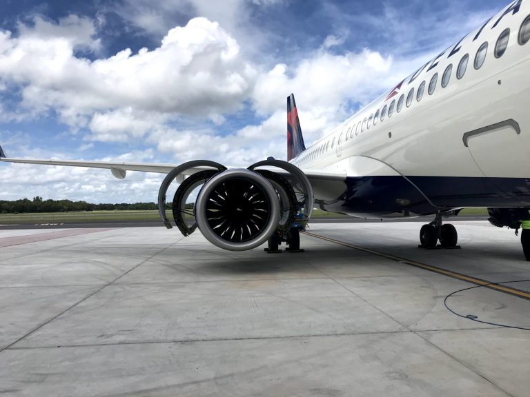 Zbor nou de la Iași cu Airbus A220-300