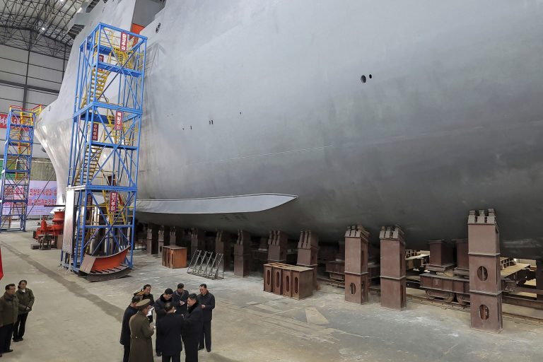 Coreea de Nord dezvăluie un submarin nuclear.