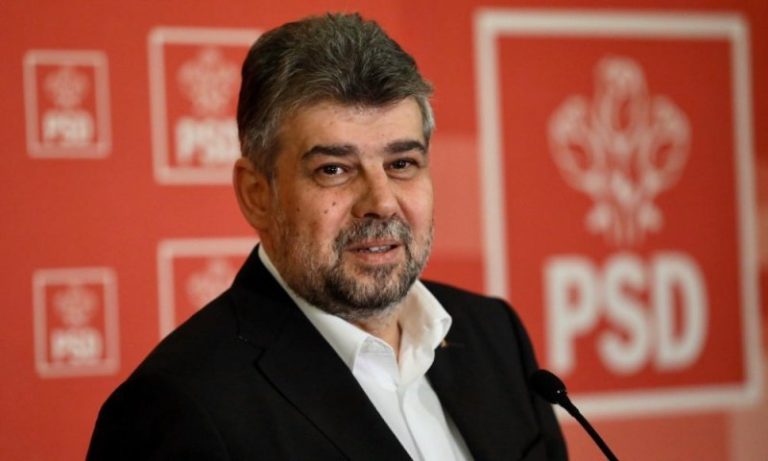 Cu cât o plătește PSD pe șefa biroului de presă și ce sinecuri îi rotunjesc salariul