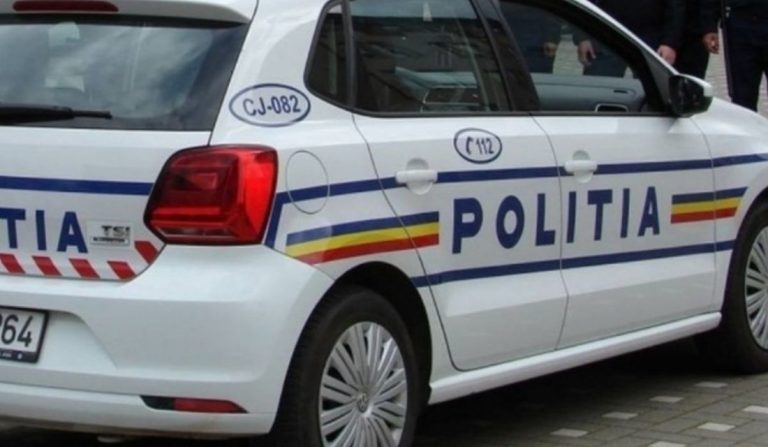 Femeie din Dacia găsită spânzurată în balcon
