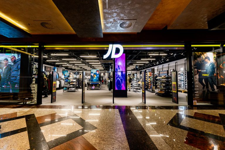JD Sports deschide prima locație în Iași la Palas