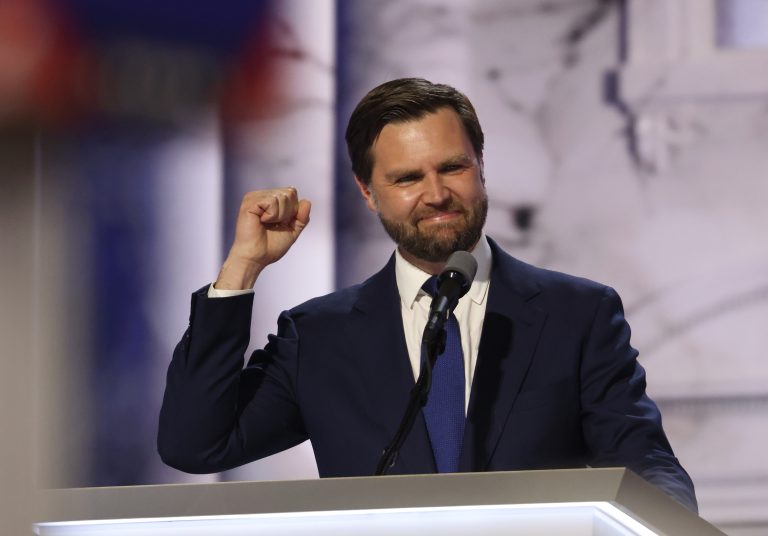 JD Vance spune că interesul economic SUA în Ucraina asigură securitatea.