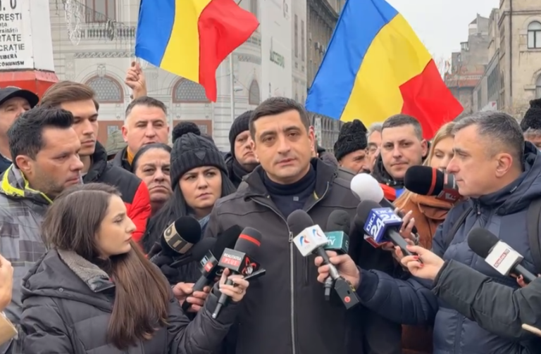Miting AUR în Capitală: „Georgescu președinte!” și cererea „revenirii” la democrație.