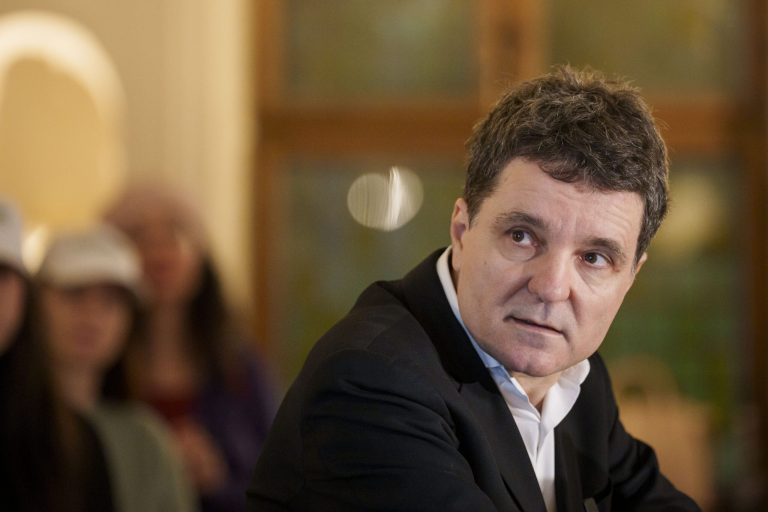 Nicușor Dan s-ar opune trimiterii trupelor de menținere a păcii în Ucraina