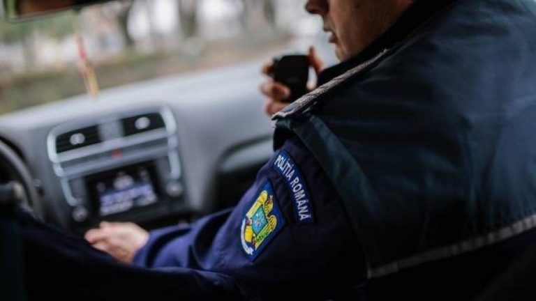 Poliţia a intervenit la Târgu Jiu după un scandal stradal.