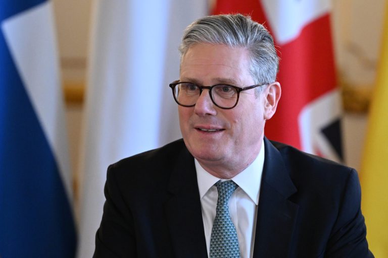 Premierul britanic cere presiuni pe Putin pentru armistițiu în Ucraina