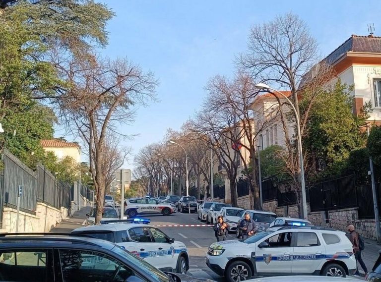 Român condamnat în Franța pentru atacul consulatului rus.