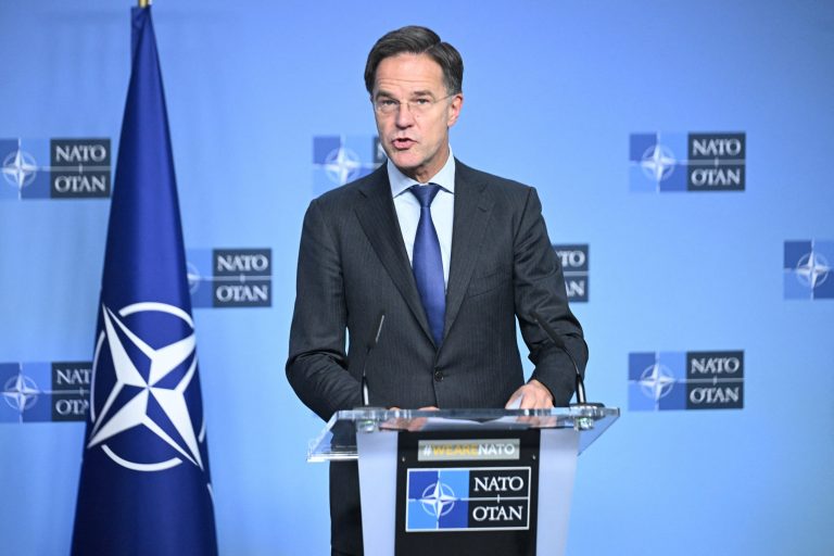 Rutte: Bugetele europene mai mari pentru apărare sunt un prim pas, dar e necesară producția