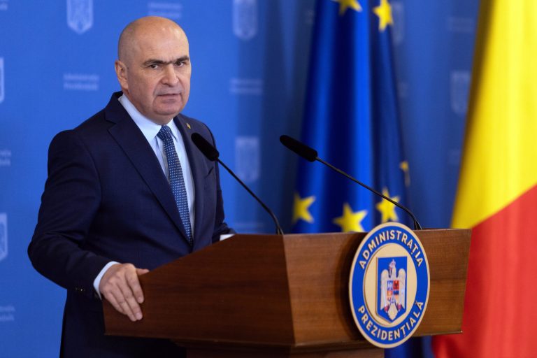 Şedinţa CSAT s-a terminat după două ore.