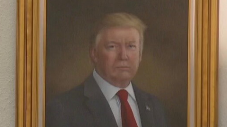 Trump excellează într-un domeniu: deportarea migranților. A reținut o cercetătoare rusă fugită de Putin, plănuind să o trimită la Moscova.