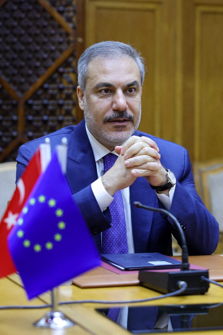Turcia, Iordania, Siria și Irak discută cooperarea în securitate la Amman