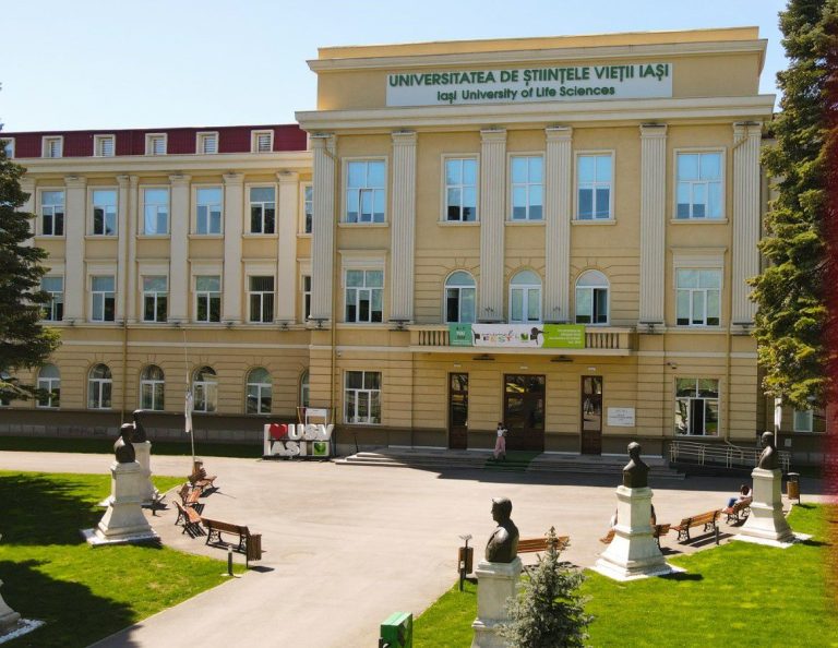 USV Iași a deschis platforma de preînscriere pentru admitere.
