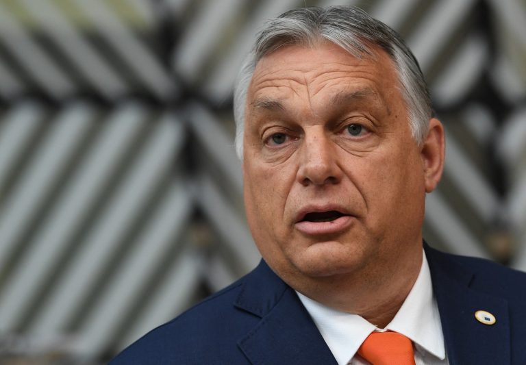 Viktor Orban: Finanţarea Ucrainei „ar ruina” Europa