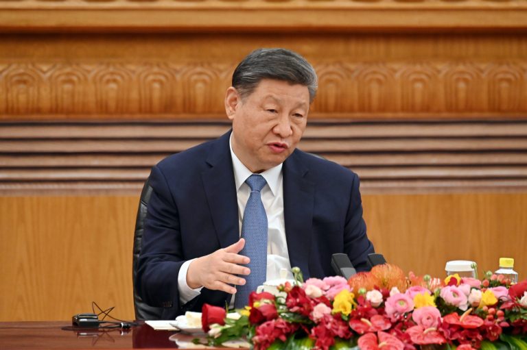 China trimite avioane misterioase în Iran cu alte destinații