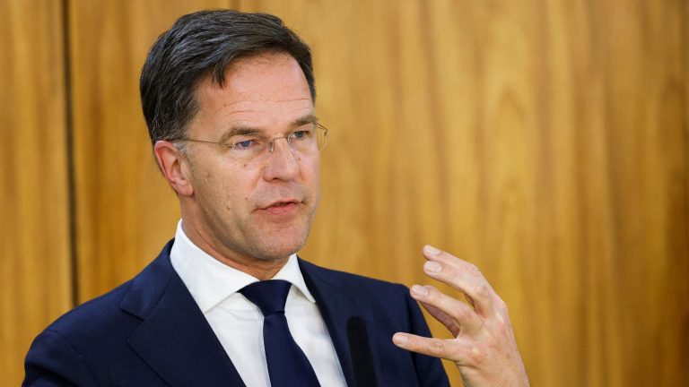 Mark Rutte laudă pe Trump înainte de summitul NATO