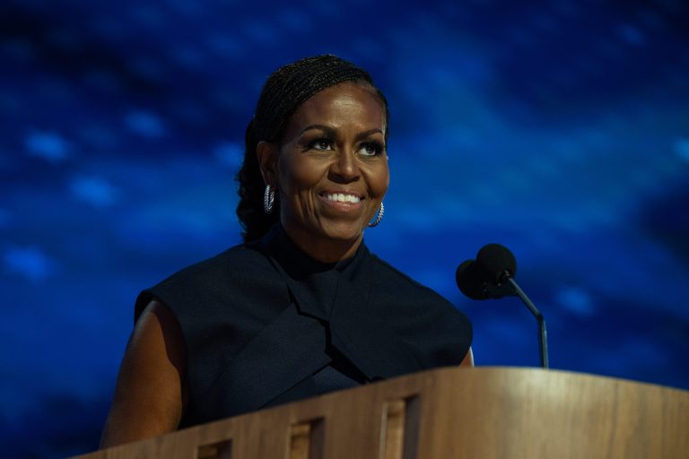 Michelle Obama vine pentru prima dată în România
