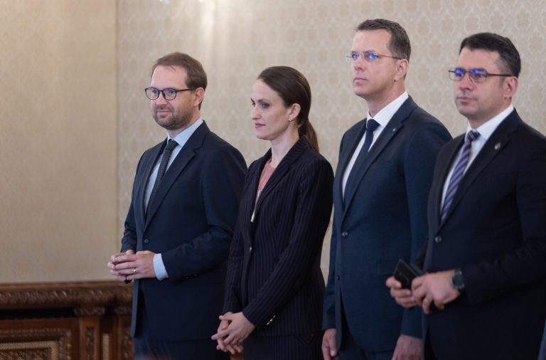 USR și PSD amână ședința conducerii din cauza conflictului