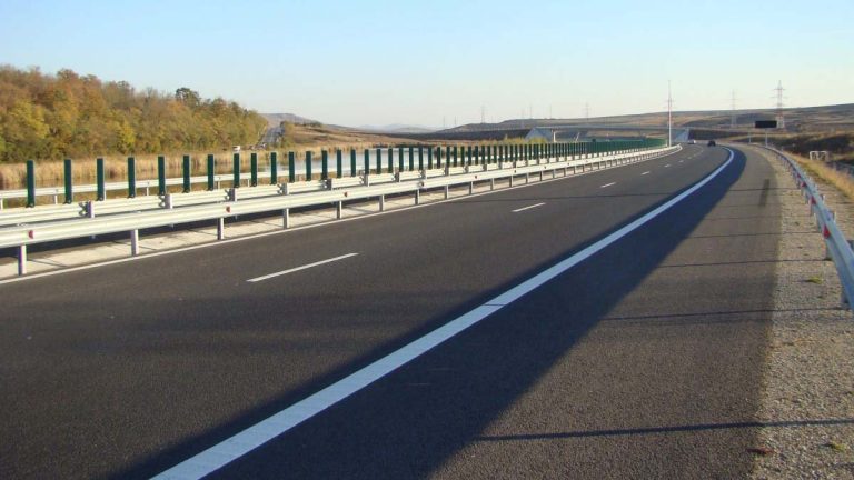 Autostrada A8 este incertă, cine o va folosi?