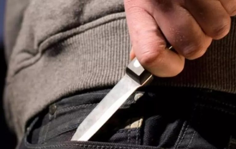 Băiat de 15 ani a ucis un bărbat în Târgovişte.