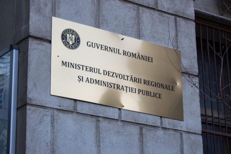 Defapt.ro: Firmă excluză de la licitație din cauza neregulilor