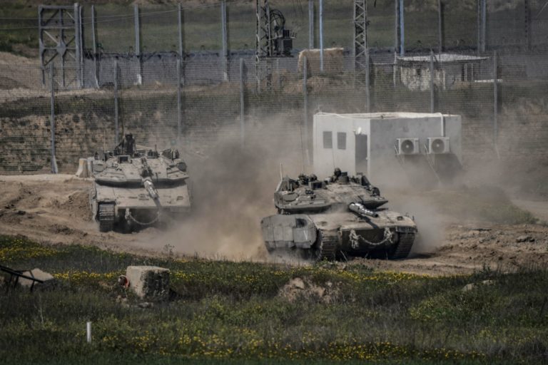 Israelul emite ordine noi de evacuare în Gaza