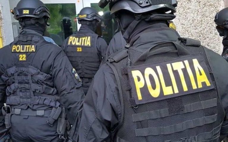 Scandaluri și arestări în Lețcani și Popești