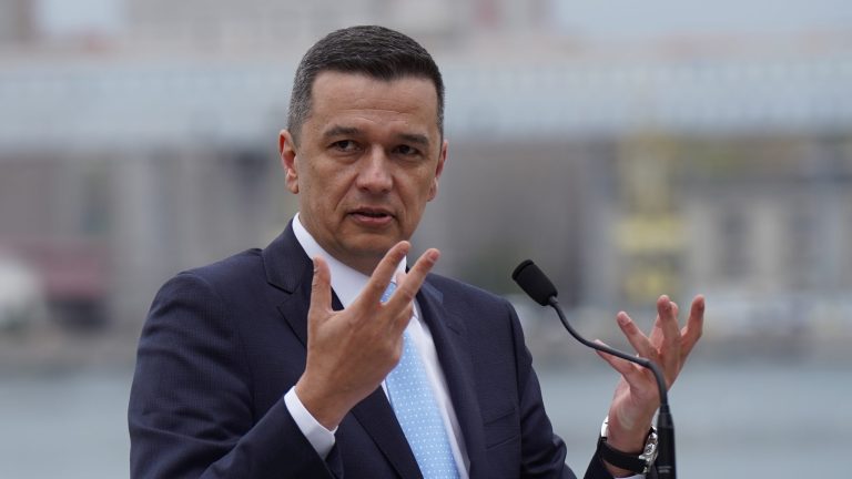 Sorin Grindeanu numește „glumă” numirea lui Cioloș la SRI