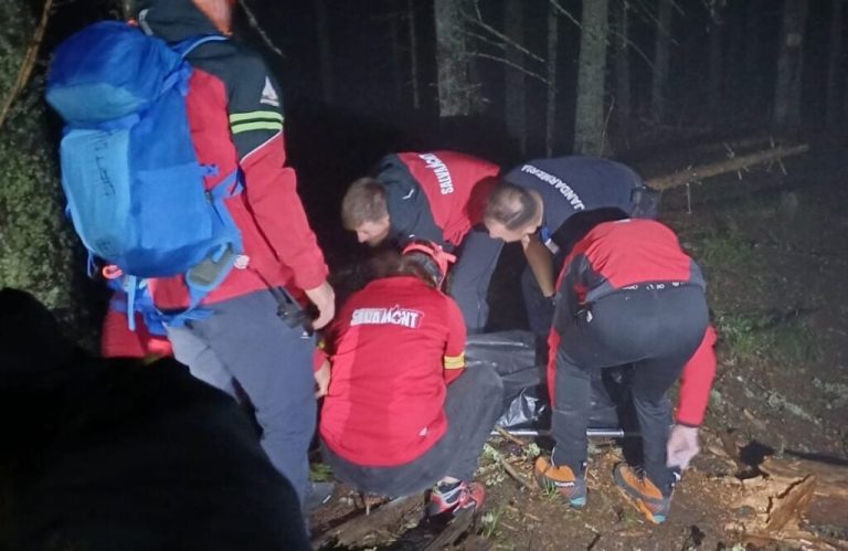 Tragedie la Bucovina Ultra Rocks: Concurent ucis de copac