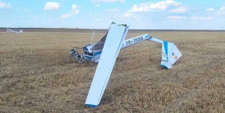 Planor prăbușit în județul Olt, pilot decedat