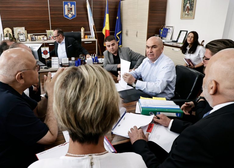 Bolojan a discutat cu autoritățile despre inundații și Saligny