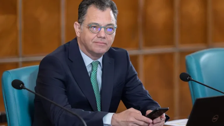 Defapt.ro: Firma lui Oprea, gaura de 65 milioane lei