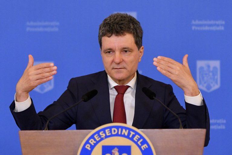 Nicușor Dan susține marți discurs la reuniunea diplomației române