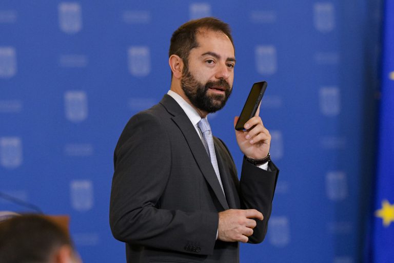 Societatea are prea puțină răbdare, spune Radu Burnete