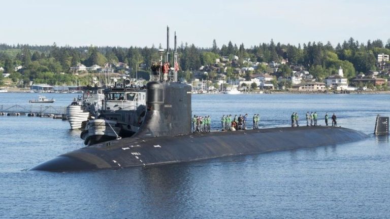 Trump trimite submarine nucleare lângă Rusia după Medvedev