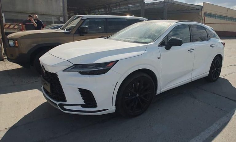 Autoturisme de lux furate din Spania găsite în Constanța