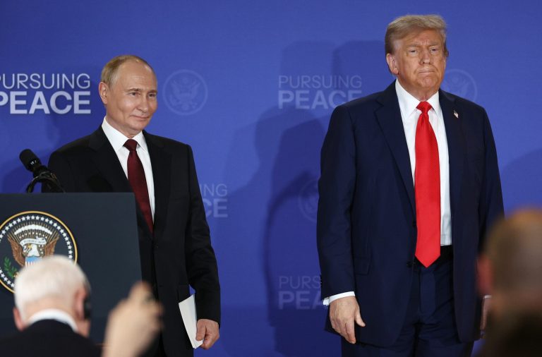 Donald Trump, sătul de Putin în negocierile de pace