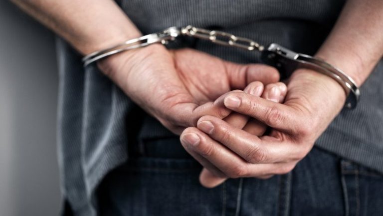 Mai multe persoane reținute după scandal cu un mort