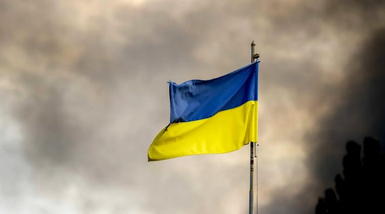 Speranță pentru Ucraina: poate evita recesiunea și relansa economia.