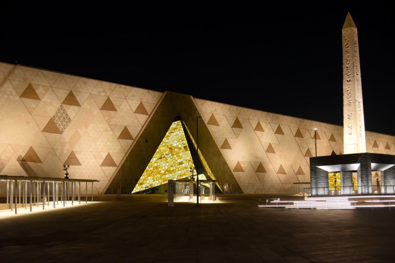 Egiptul deschide Marele Muzeu Egiptean lângă Piramide