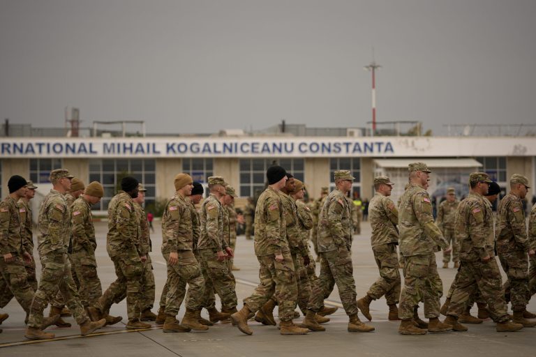 România, informată de SUA despre retragerea trupelor americane.