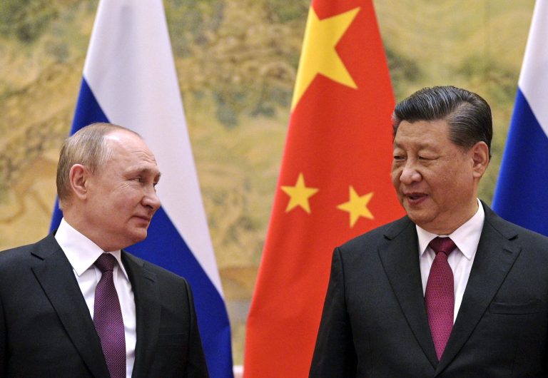 Xi Jinping poate influența semnificativ pe Putin, afirmă Trump