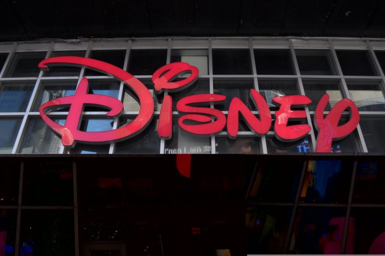 Disney anunță un posibil conflict lung cu YouTube TV