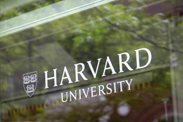 Doi bărbați arestați pentru explozia de la Harvard