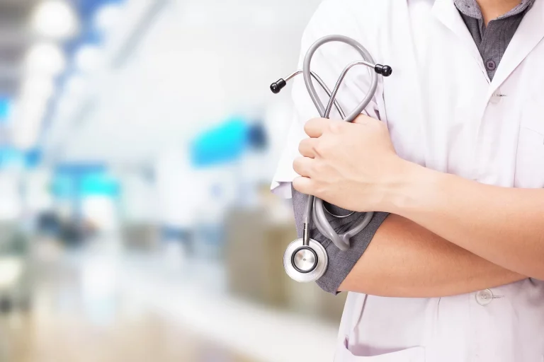 Medicii pot refuza îngrijiri pacienților în anumite condiții