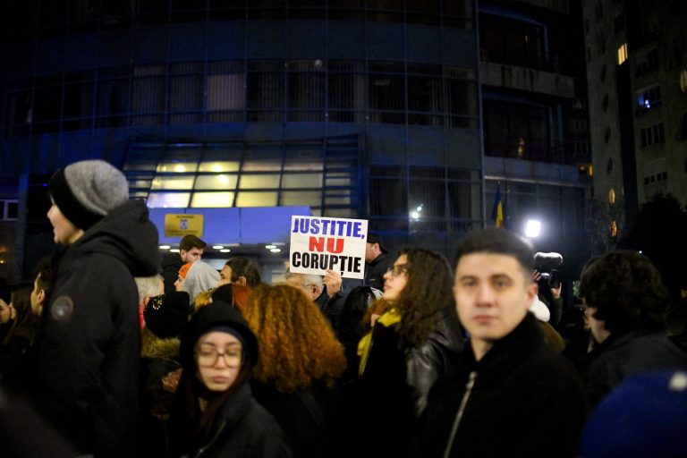 A patra zi de proteste în Piața Victoriei